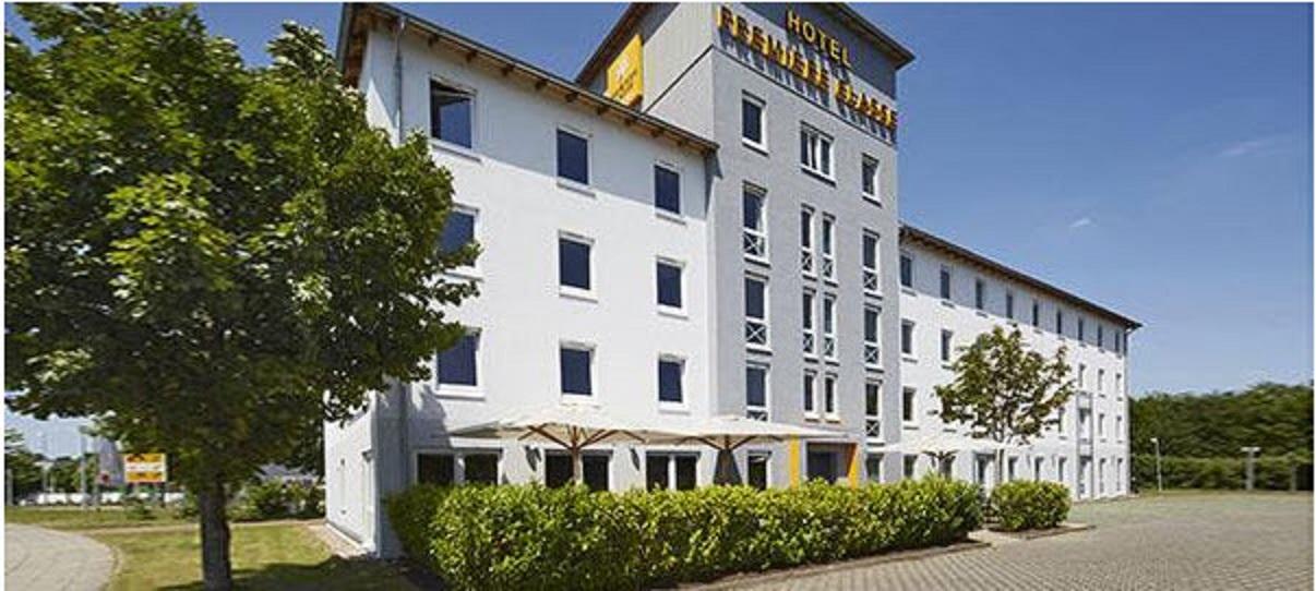 B&B Hotel München-Putzbrunn Exterior foto